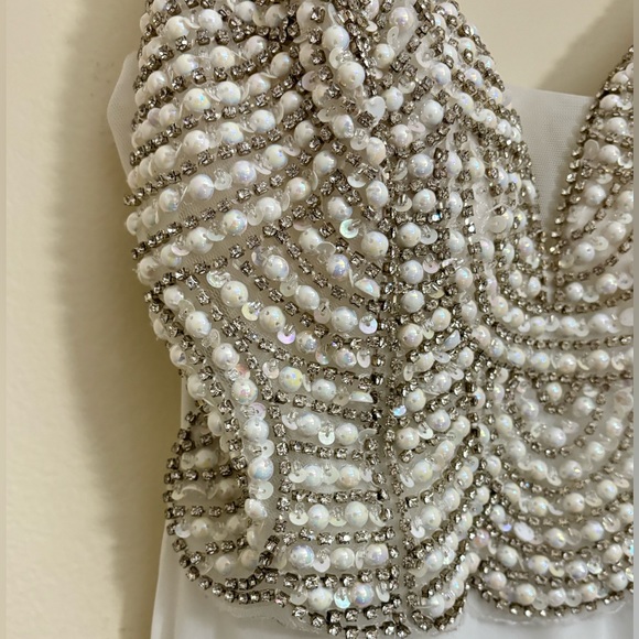 Juniors formal dress - Picture 2 of 4